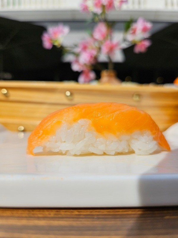 Salmon Nigiri